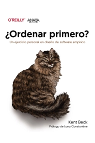 Cubierta de ¿Ordenar primero? Un ejercicio personal en diseño de software empírico